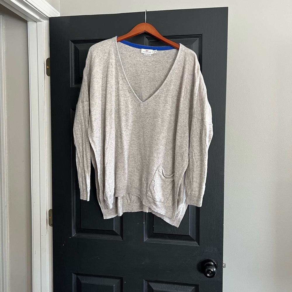 Vineyard vines, gray cashmere sweater with open sides